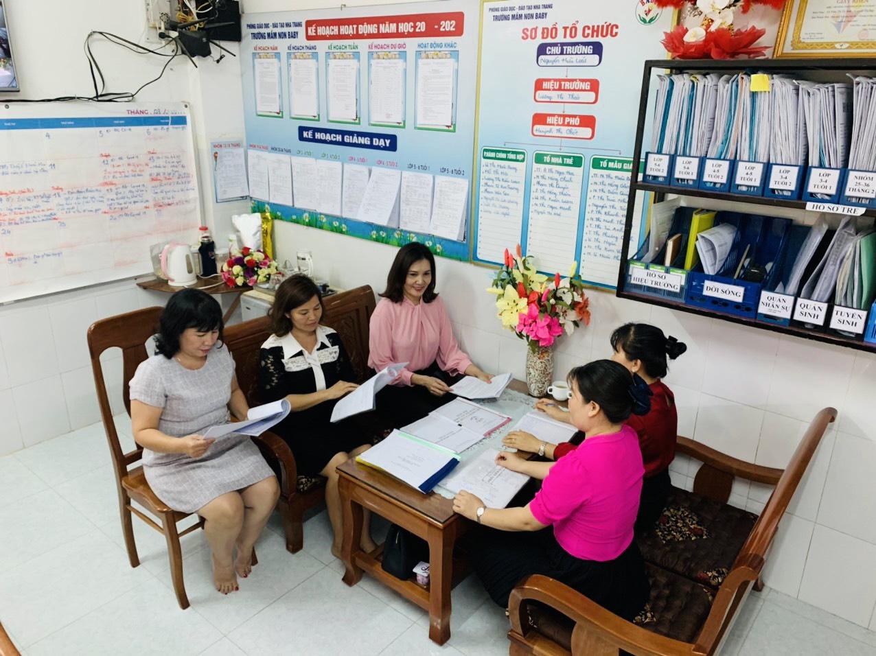 Kiểm tra công tác quản lý bán trú mầm non - Báo Khánh Hòa điện tử